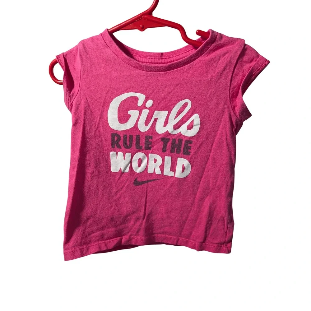 Nike Toddler Girls Rule The World Graphic T-Shirt Pink Size 3T Short Sleeve Tee